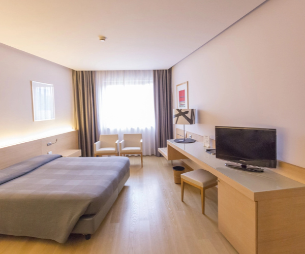 L'Hotel